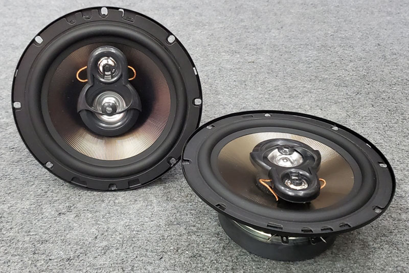 Củ loa bass 20 Pioneer D2000: 1.550.000 VND