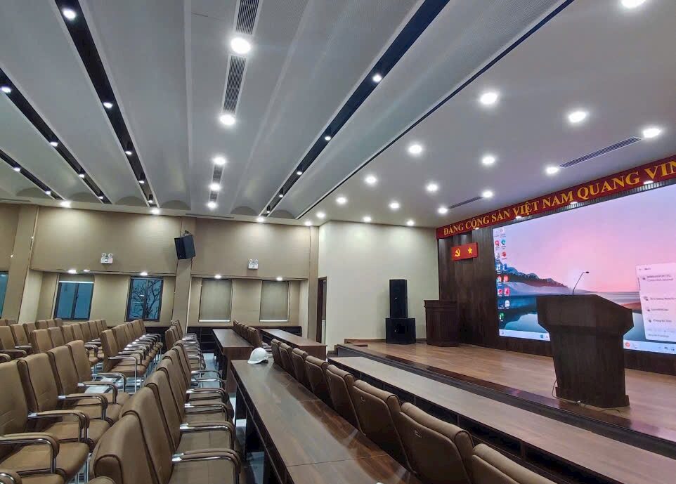 Hệ thống thiết bị gồn loa full, loa sub đã được hoàn thiện với chất lượng tối ưu nhất