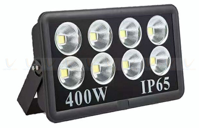 Đèn chiếu COB 400W có độ phủ và độ nhuyễn ánh sáng cực tốt