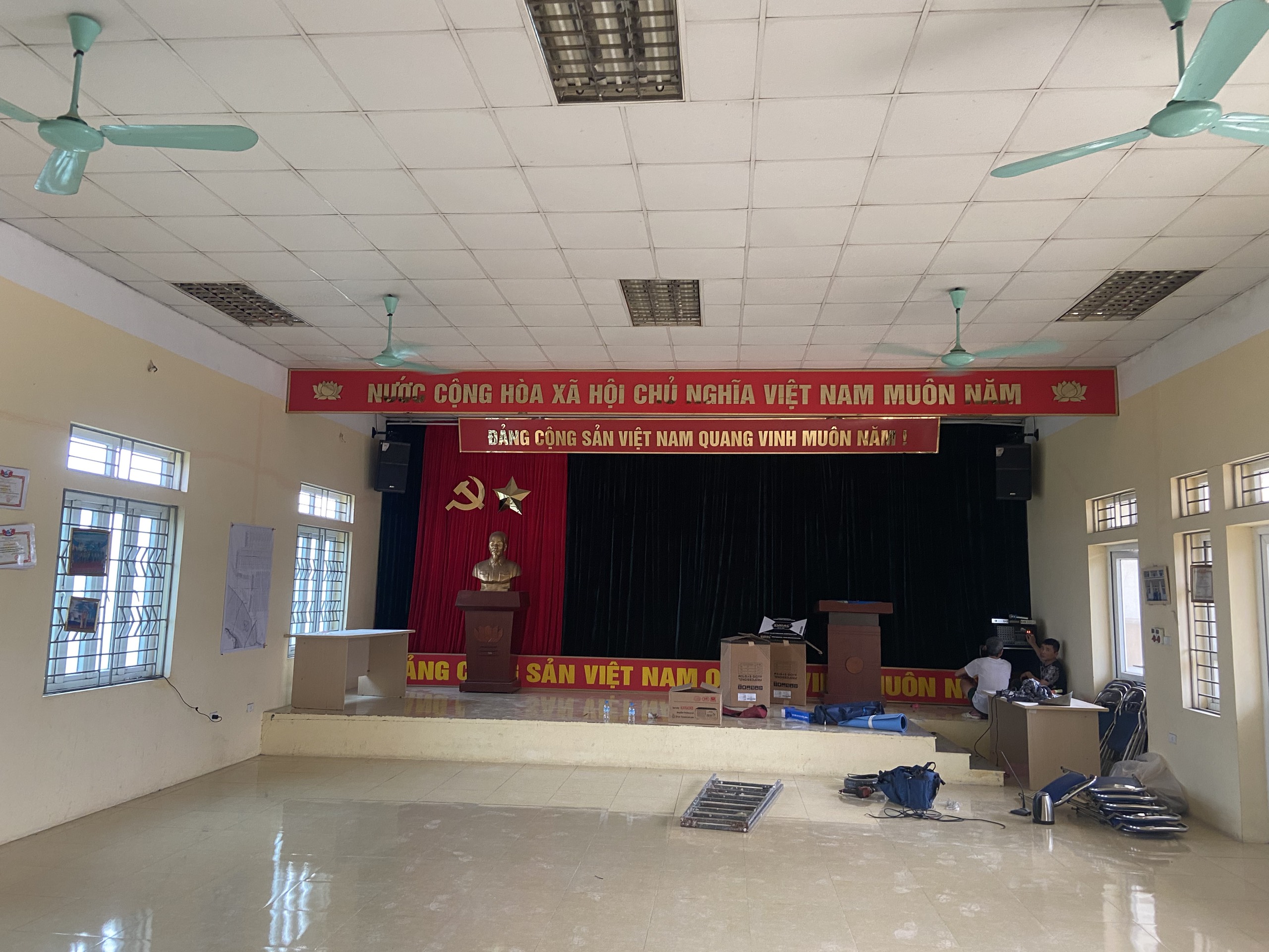 Dự án âm thanh hội trường tại uỷ ban nhân dân phường Thượng Cát, Bắc Từ Liêm, Hà Nội