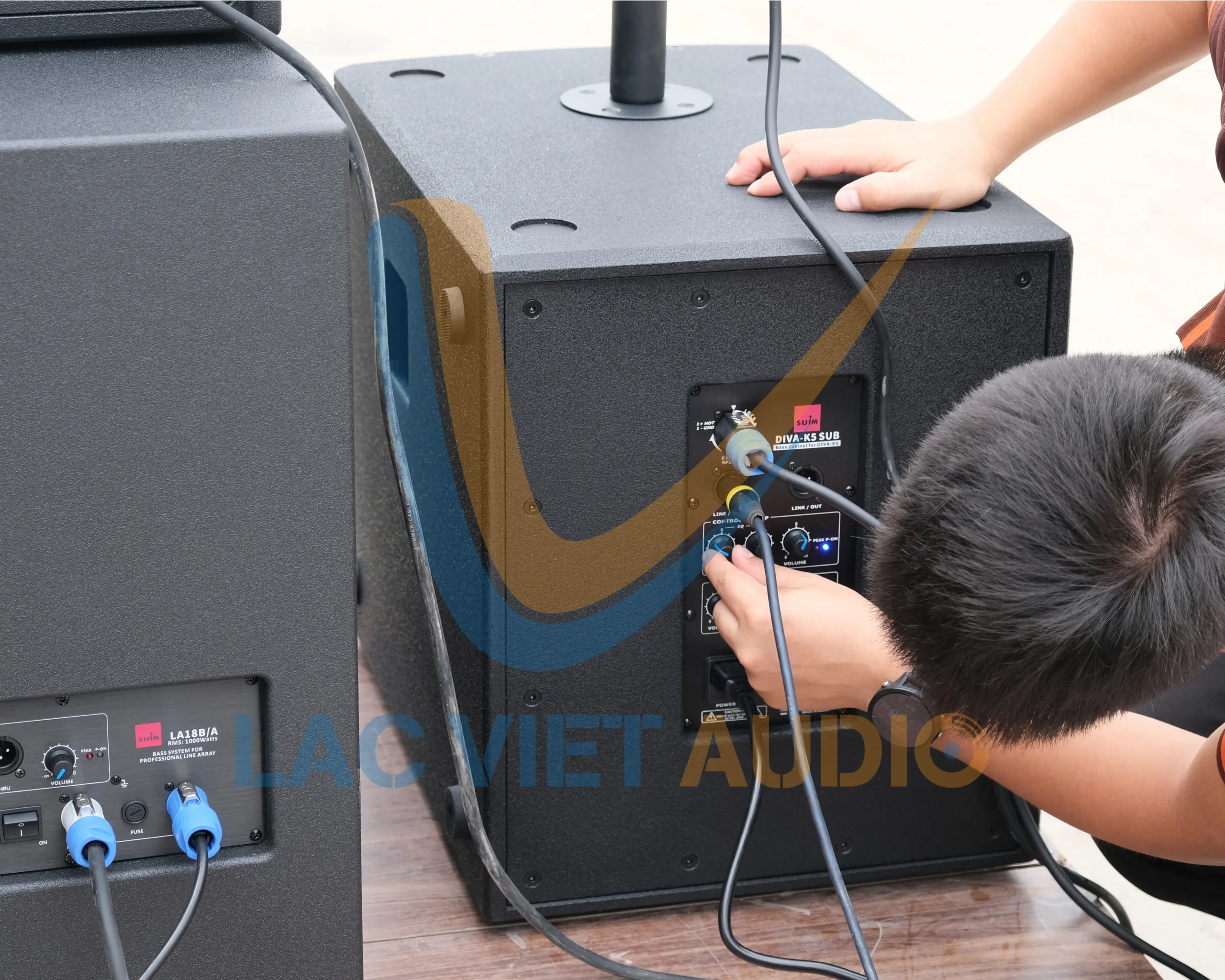 hướng-dẫn-bảo-quản-hệ-thống-âm-thanh-hội-trường-mùa-mưa-bão
