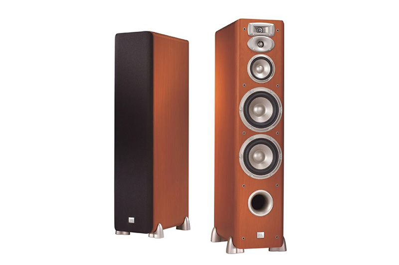 Loa STUDIO 698 đáp ứng đa dạng mục đích hoạt động