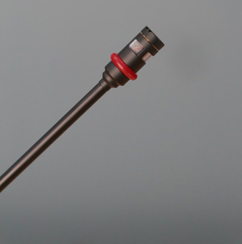Micro điện từ cardioid được gắn trên thân dài