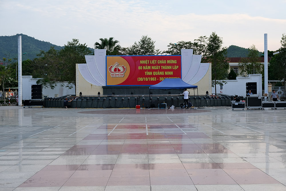 Âm thanh hội trường, sân khấu kết hợp ánh sáng tại Quảng Ninh 