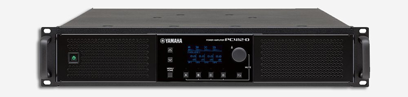 Cục đẩy công suất Yamaha PC412-D có màn hình LCD rất đặc biệt trong phân khúc